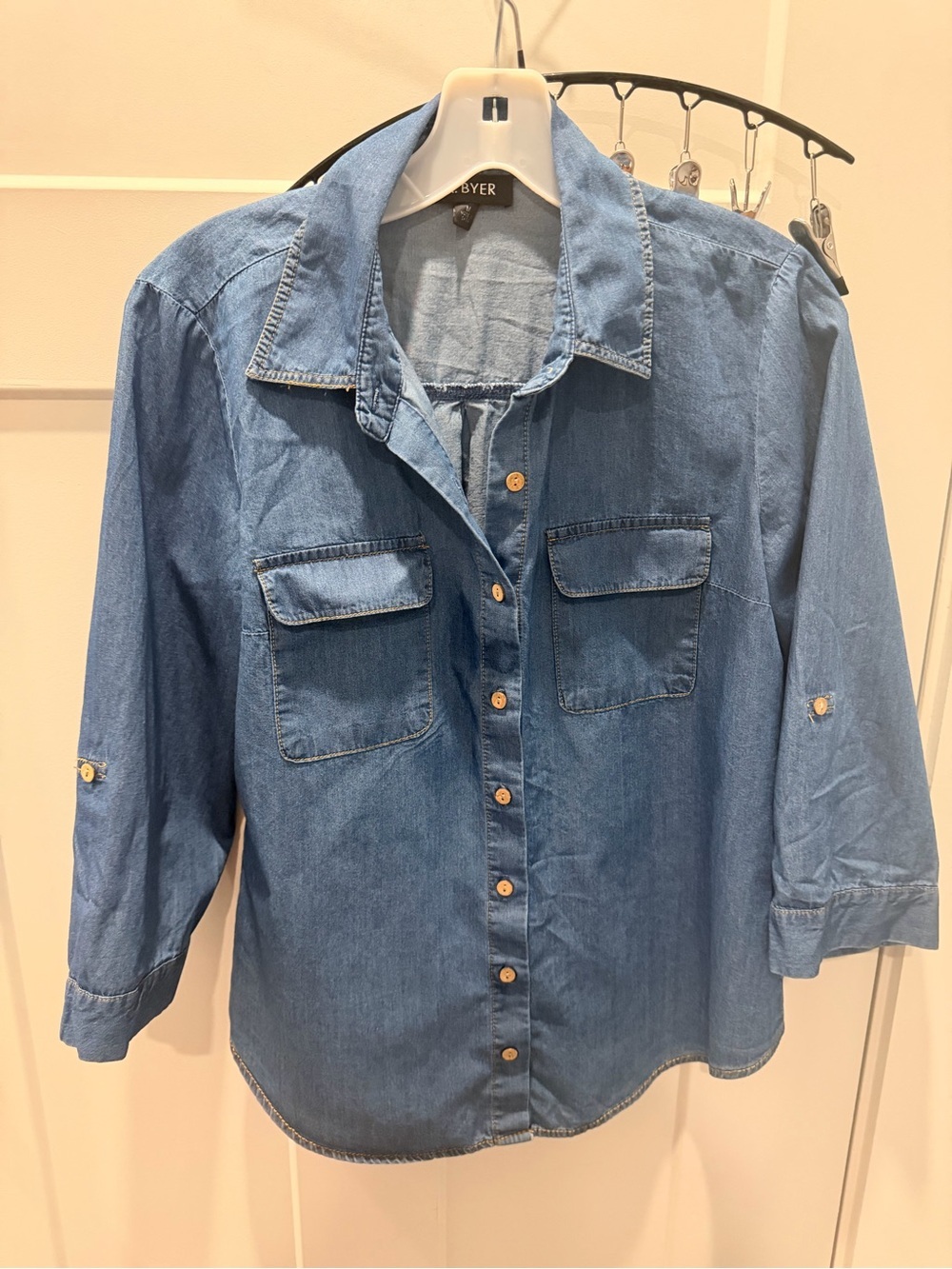 A. Byer Tencel Chambray Denim Button Down Shirt Roll Tab Sleeve M